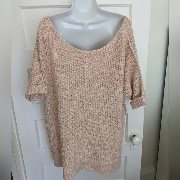 FREE PEOPLE REVOLVE COZY CAT OVERSIZED PULLOVER SWEATER CHAMPAGNE size S… - Picture 15 of 16